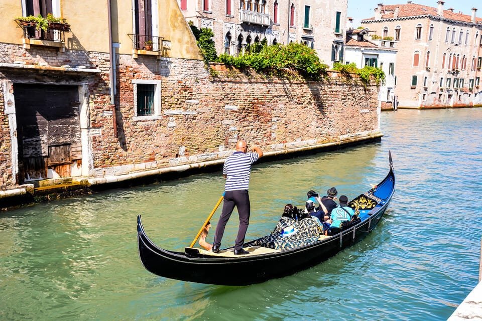 Shared Gondola Ride Venice Ticket 2026