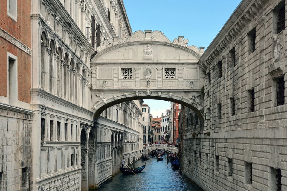St. Mark's Basilica, Doge's Palace Tour and Gondola Ride 2026