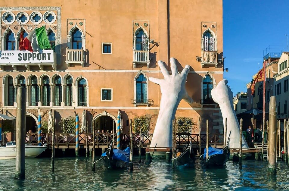 Venice Gondola Ride with Dinner 2026