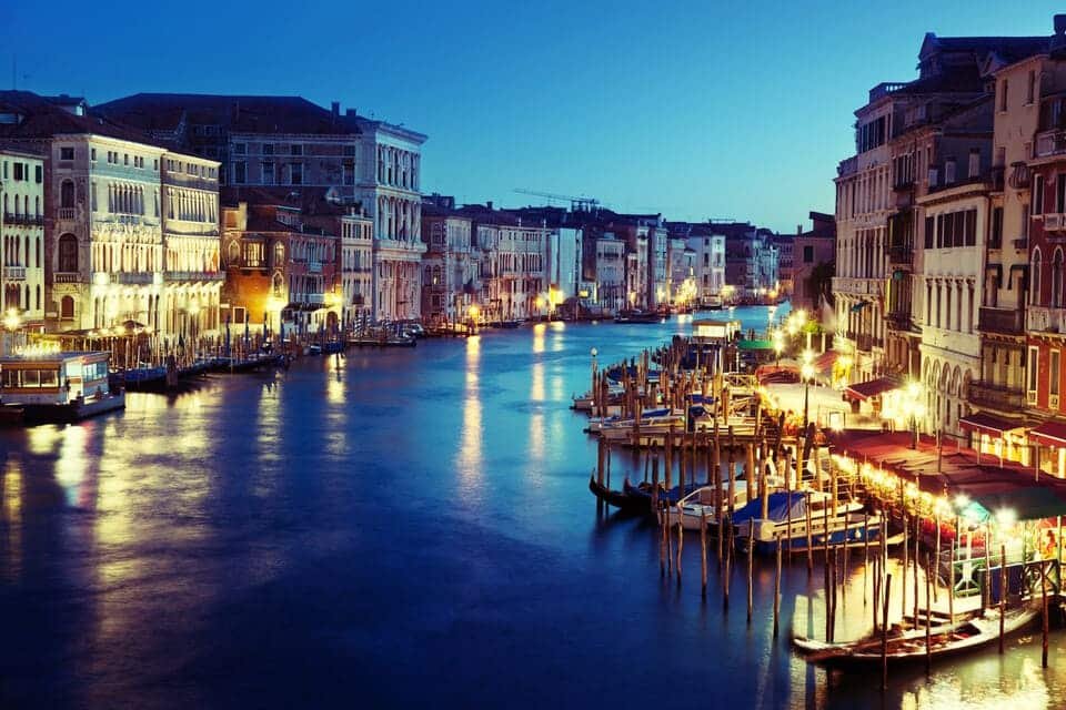 Venice Gondola Ride with Dinner 2026